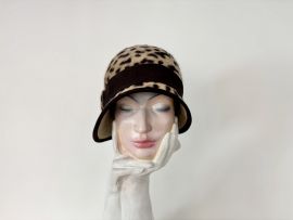 20 er Jahre Cloche Leoprint Melousine.jpg